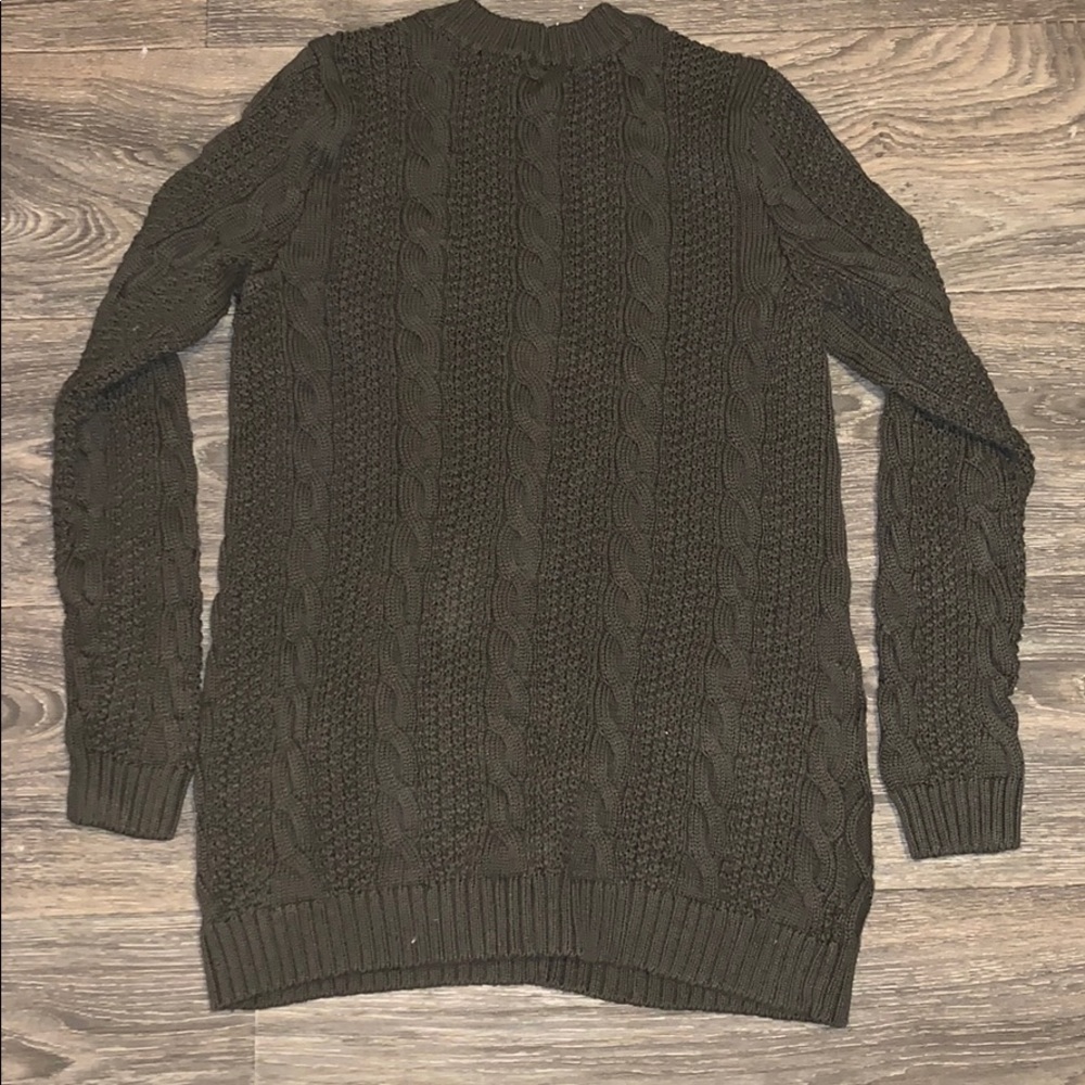 🐘 Grey Knit Sweater with dual Pockets 🐘 - Picture 2 of 4